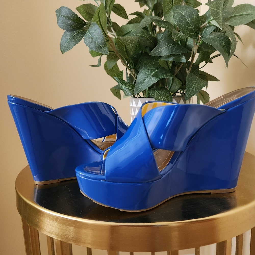 BCBGeneration blue patent wedge sandal